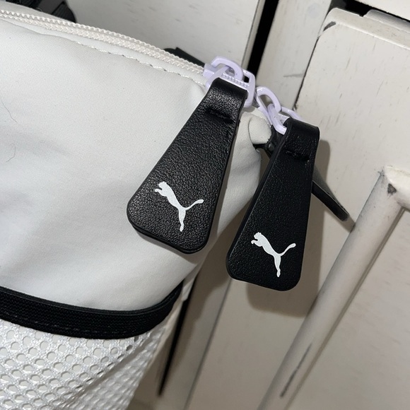 Puma Bag with shoe compartment - Picture 3 of 4